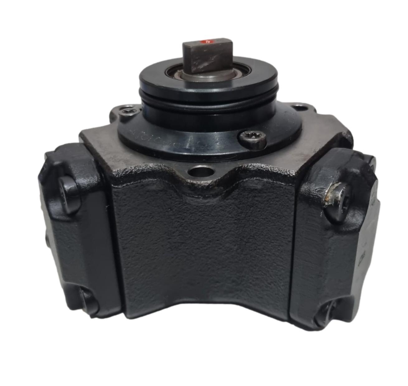 Bosch Common Rail Diesel Fuel Injection Pump 0445010008