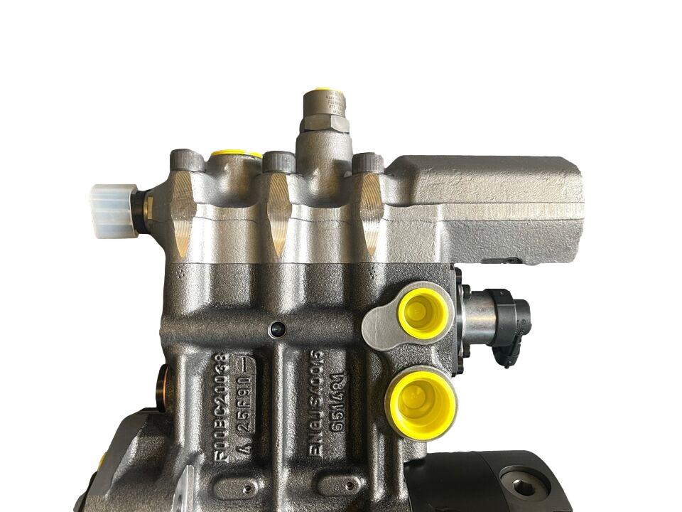 Bosch Diesel Fuel Injection Pump Cummins F00BC00121 5471751 QSK19